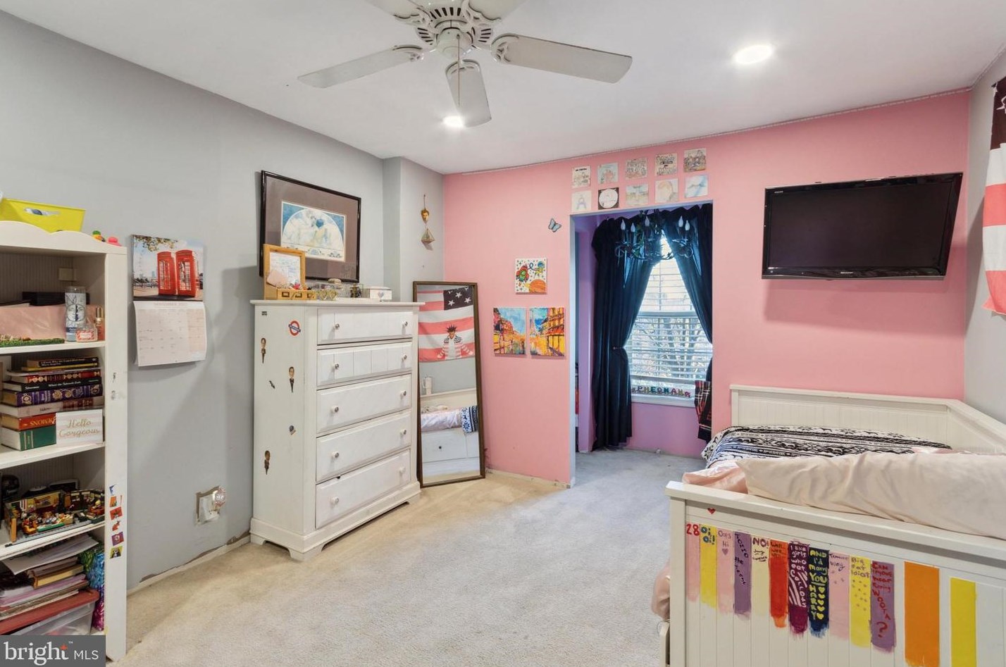 561 Dupont St, Philadelphia PA 19128-2612 exterior