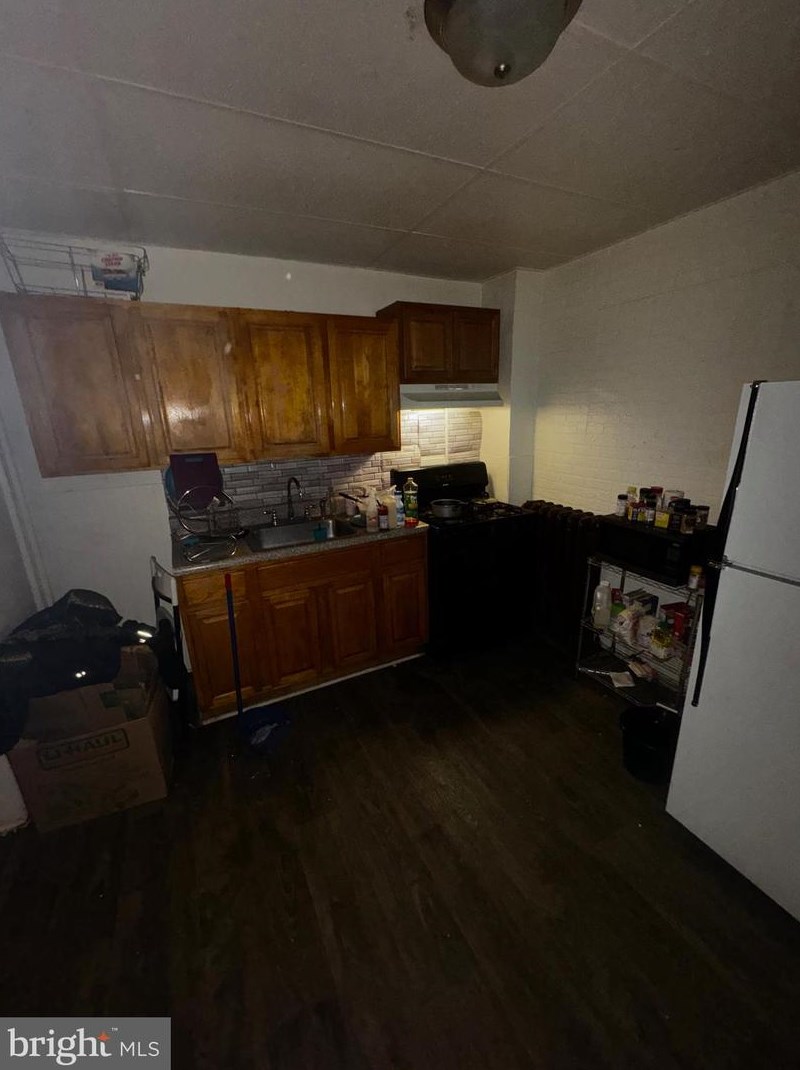 630 Thayer St, Philadelphia PA 19134-1826 exterior