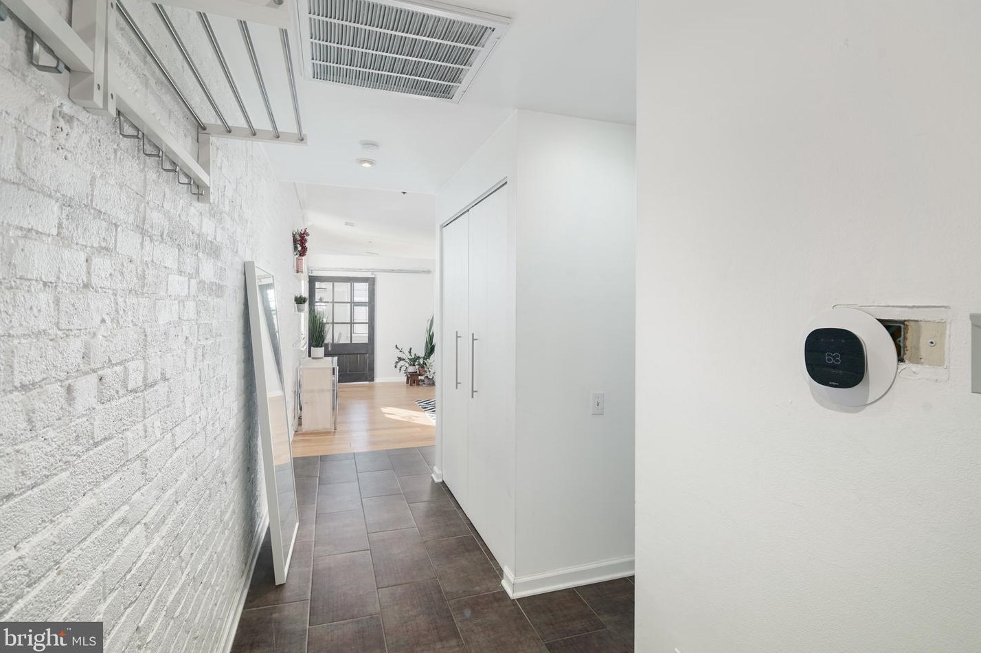 315 New St #701, Philadelphia, PA 19106