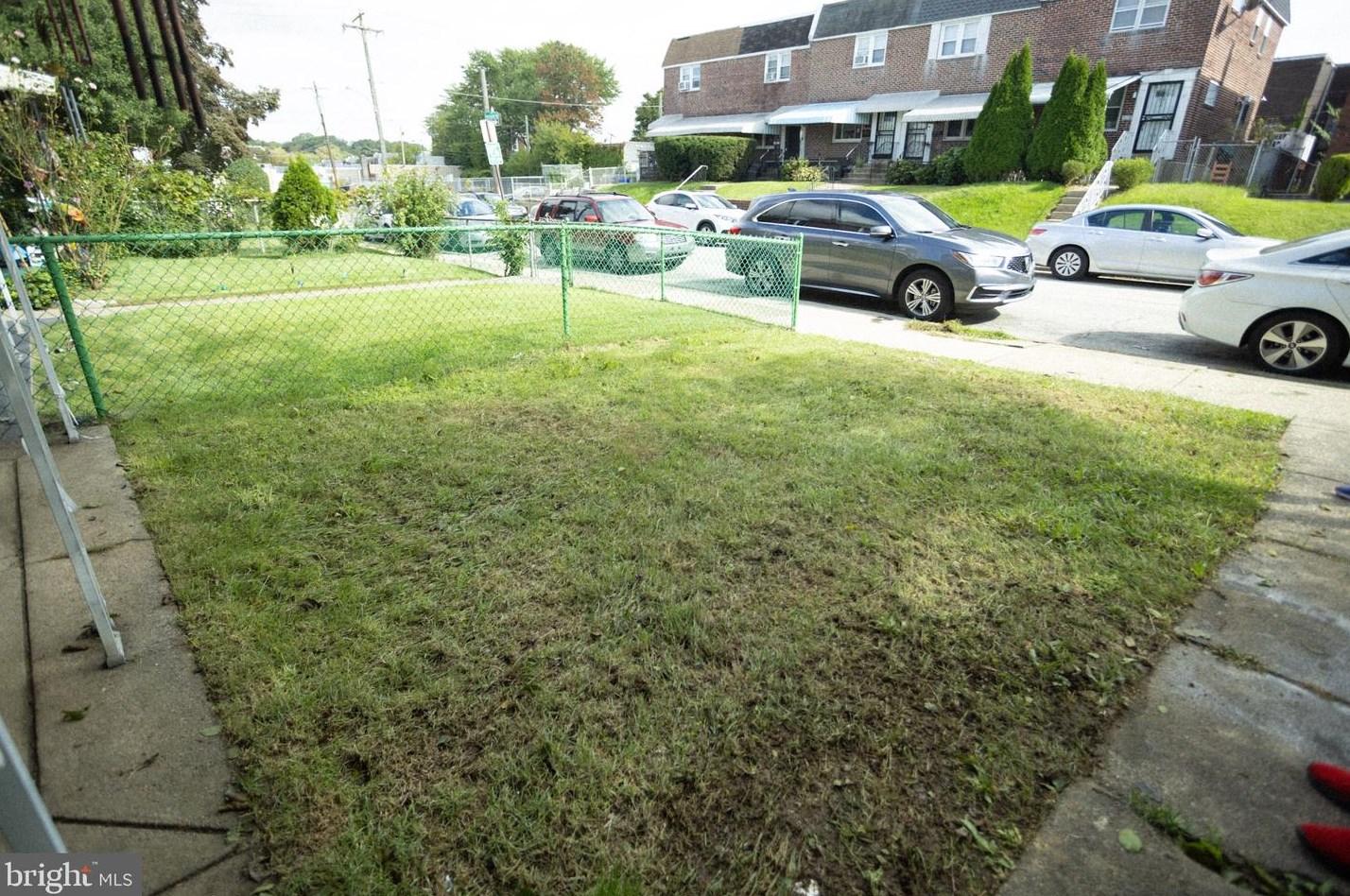 7511 Brentwood Rd, Philadelphia, PA 19151-2104