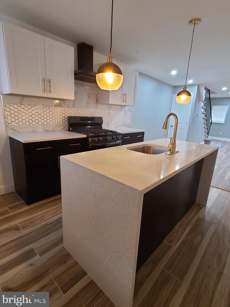 1804 Sulis St, Philadelphia, PA 19141-1021