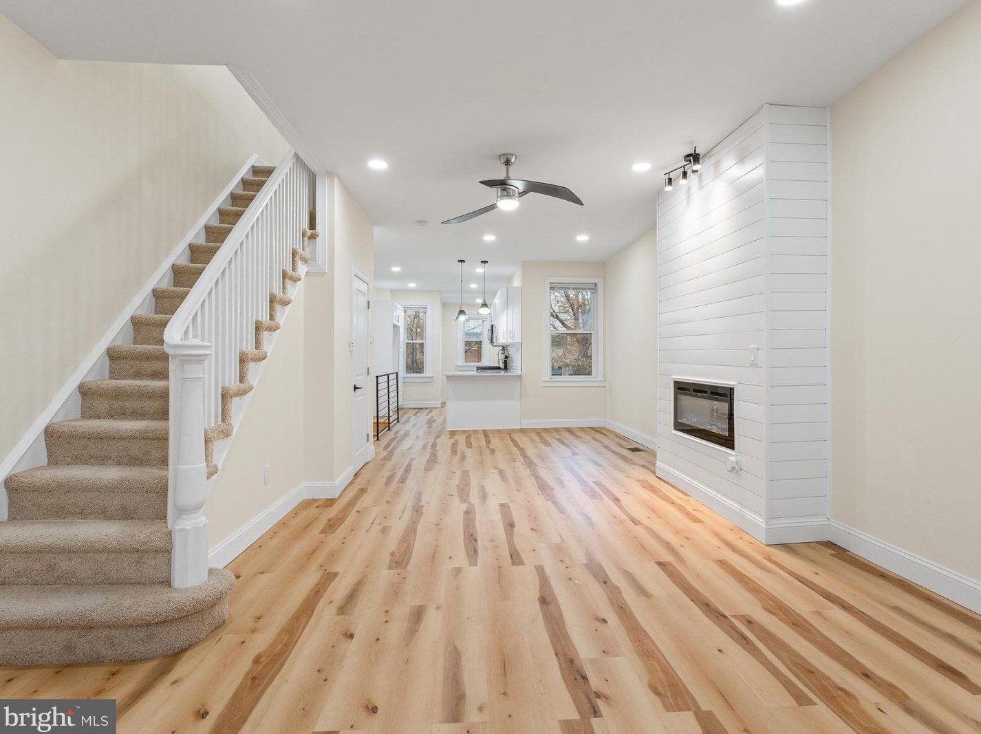 2139 66th Ave, Philadelphia PA  19138-2627 exterior