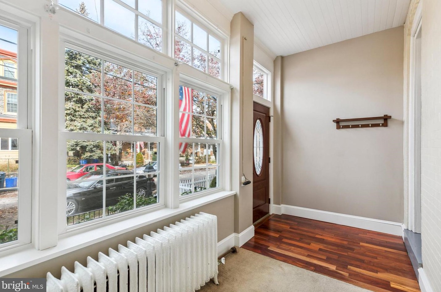 451 Seville St, Philadelphia, PA 19128-3632
