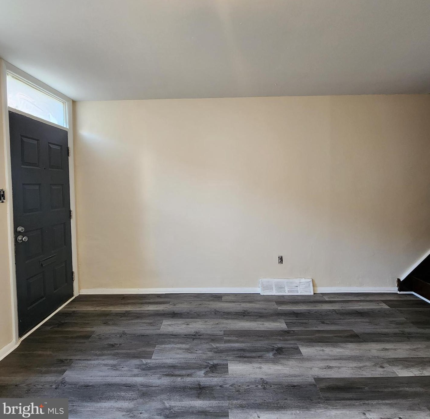 2450 Fairhill St, Philadelphia PA  19133-2613 exterior