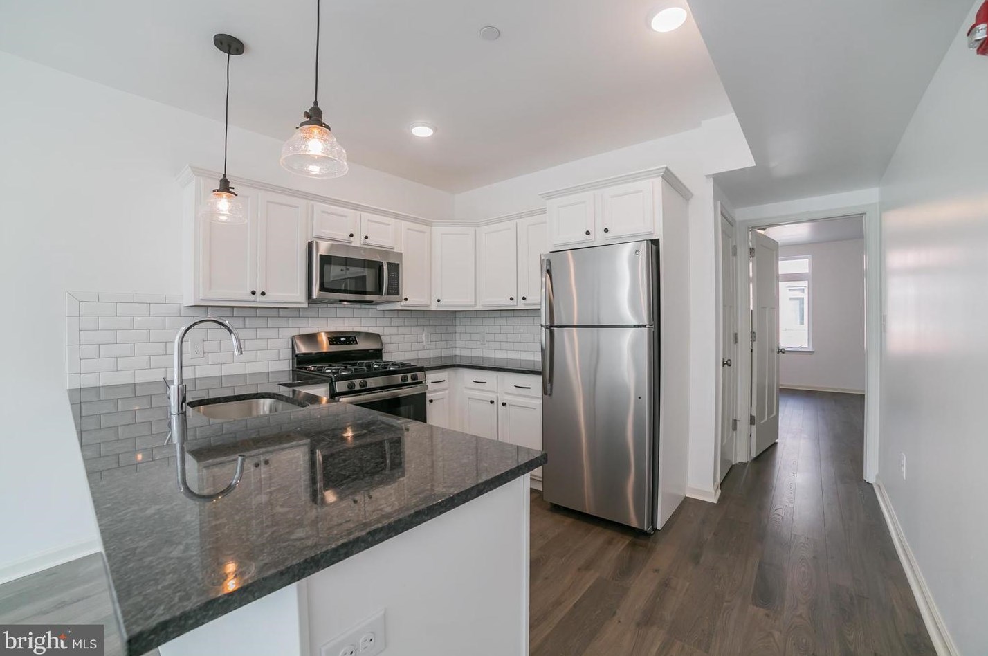 6615 Ridge Ave #303, Philadelphia, PA 19128