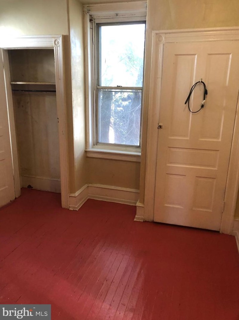 1335 Kerbaugh St, Philadelphia PA 19140-2019 exterior