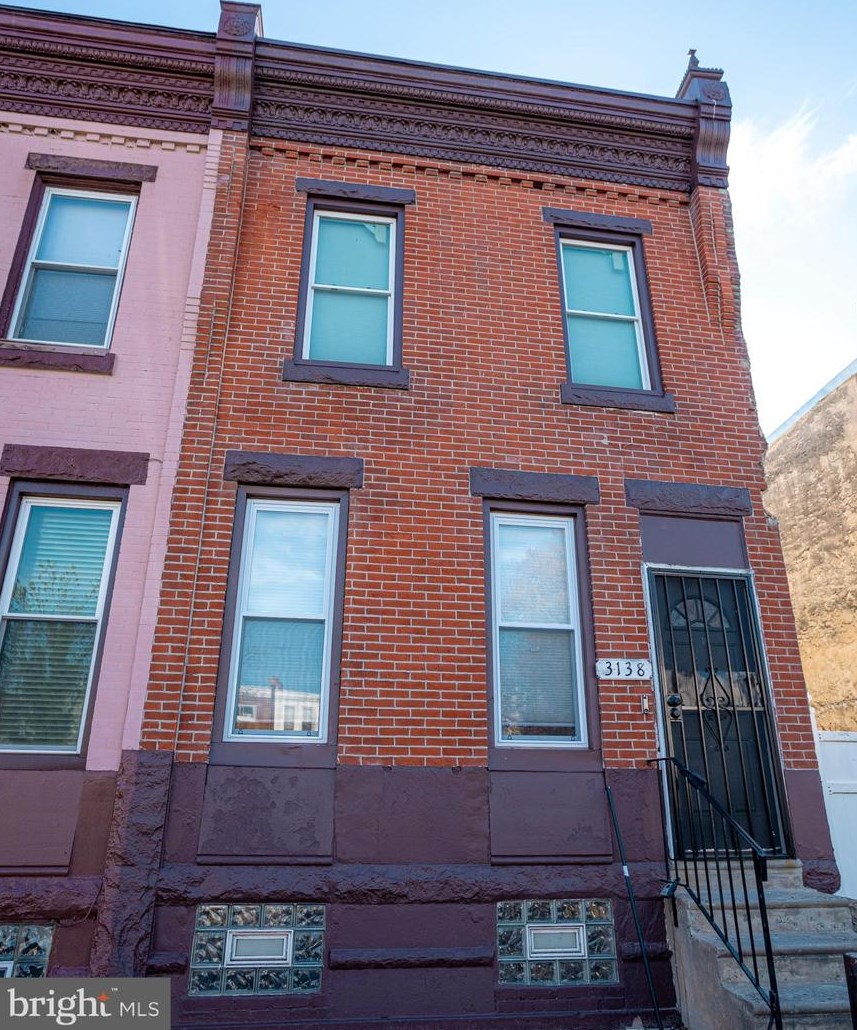 3138 Page St, Philadelphia, PA 19121-1729