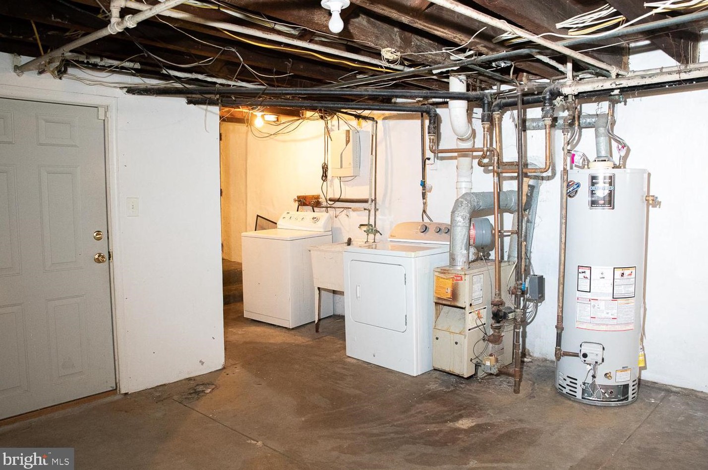 1909 72nd Ave, Philadelphia PA  19138-2701 exterior