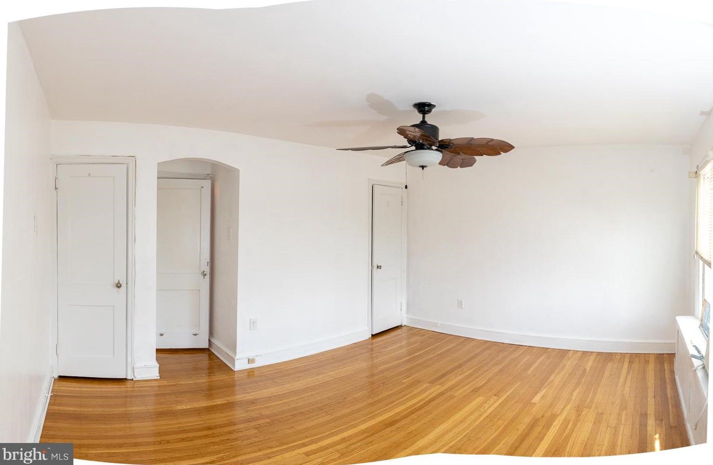 1909 72nd Ave, Philadelphia PA  19138-2701 exterior