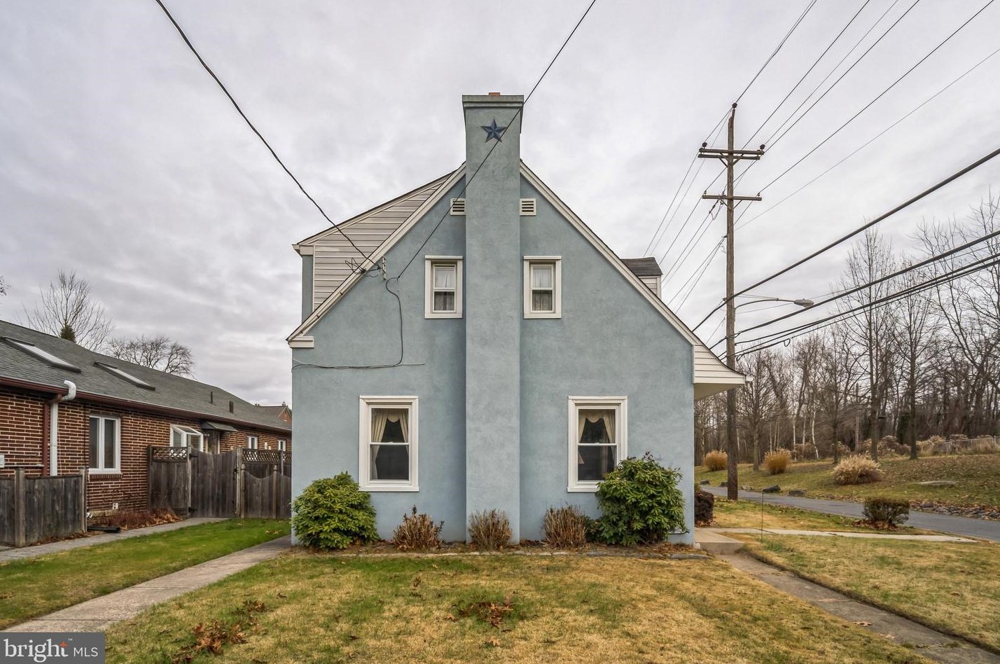 7501 Culp St, Philadelphia, PA 19128-4104