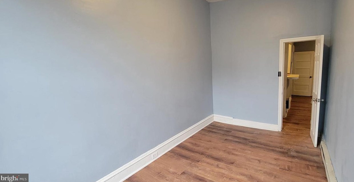 2838 Kensington Ave, Philadelphia PA 19134-1513 exterior