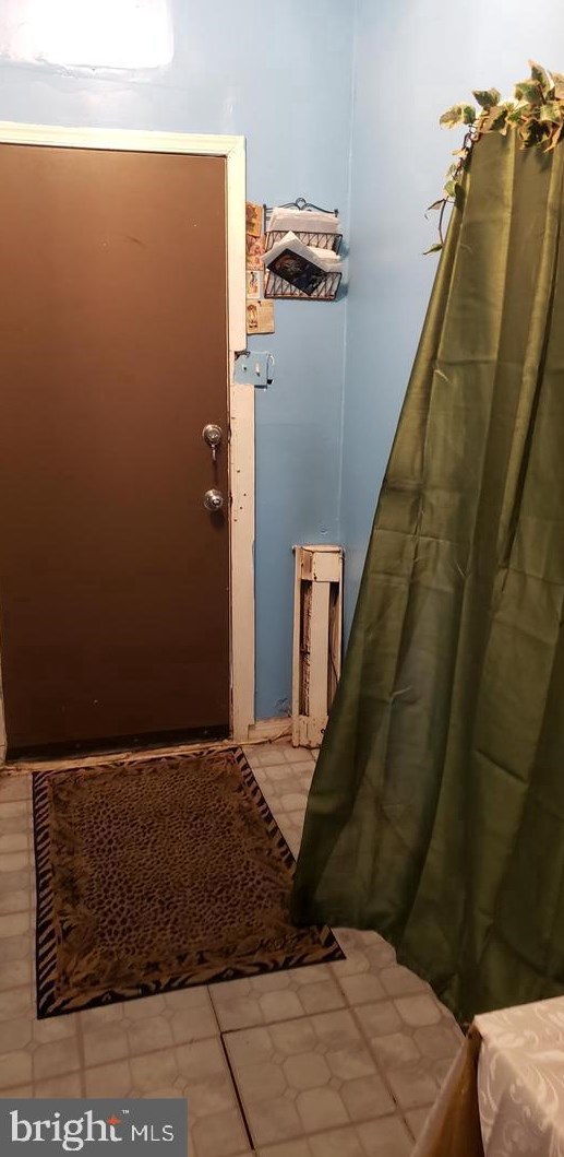 2838 Kensington Ave, Philadelphia PA 19134-1513 exterior