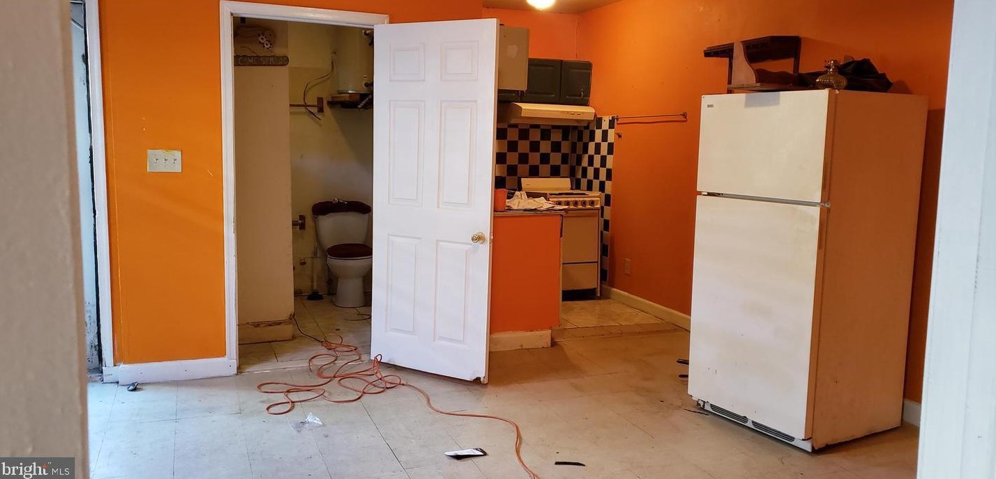 2838 Kensington Ave, Philadelphia PA 19134-1513 exterior