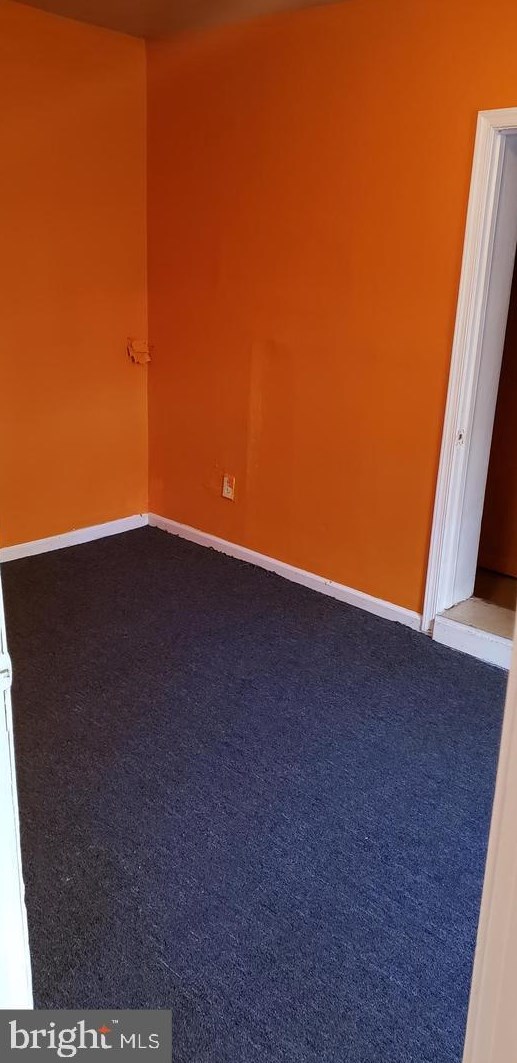 2838 Kensington Ave, Philadelphia PA 19134-1513 exterior