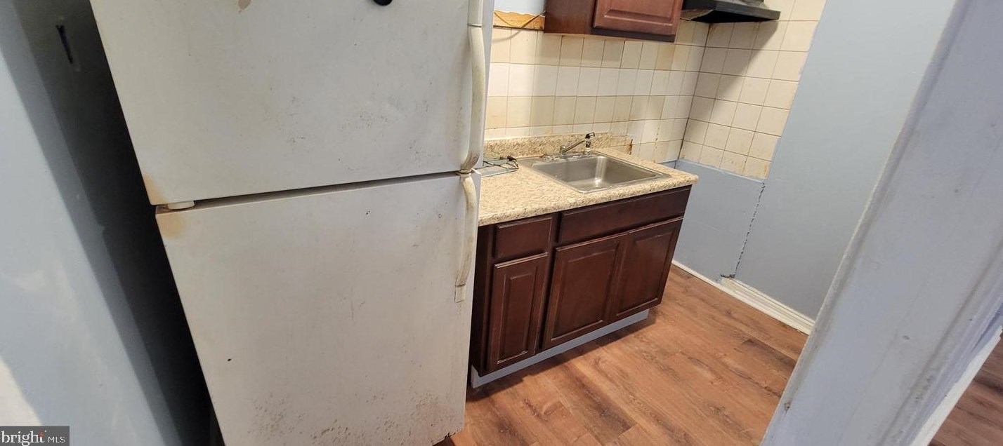 2838 Kensington Ave, Philadelphia PA 19134-1513 exterior