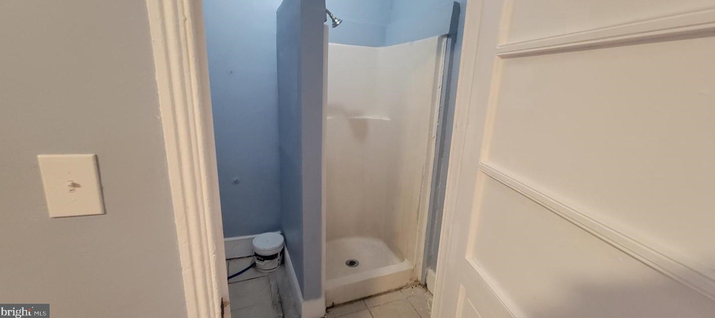 2838 Kensington Ave, Philadelphia PA 19134-1513 exterior