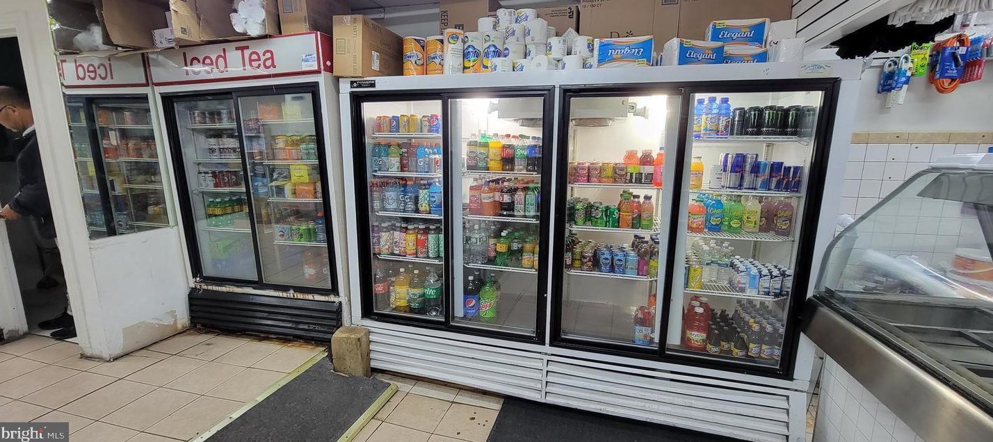 2838 Kensington Ave, Philadelphia PA 19134-1513 exterior