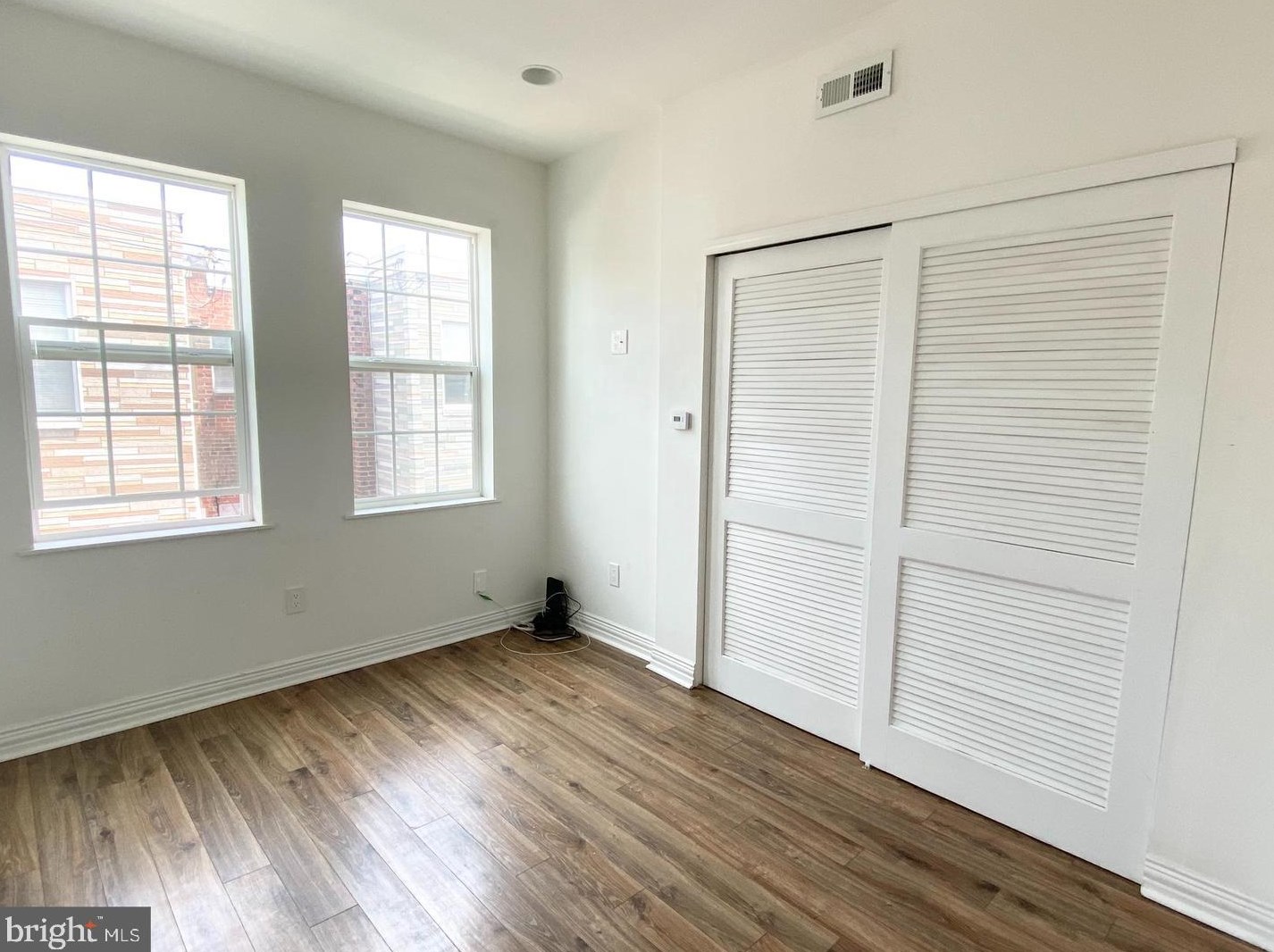 2053 Snyder Ave, Philadelphia PA 19148-2310 exterior