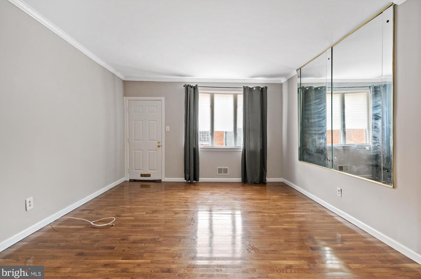 1549 S Hollywood St, Philadelphia, PA 19121