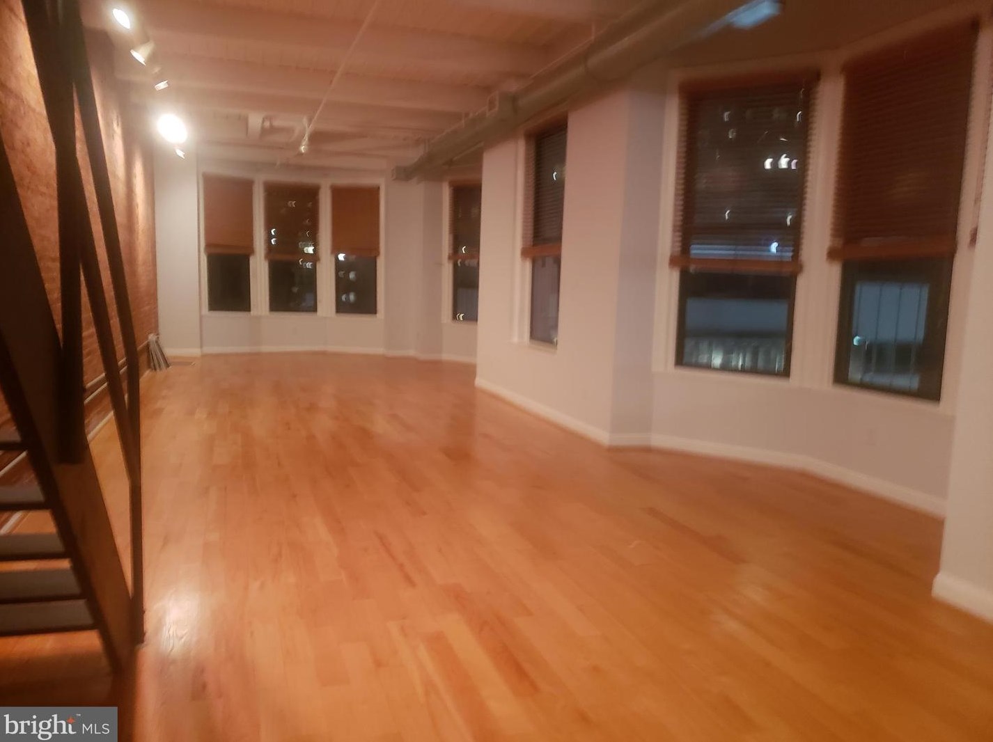 112 S 13th St #4, Philadelphia, PA 19107