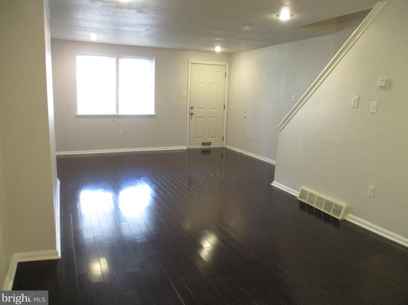 5616 Broomall St, Philadelphia, PA 19143-4618