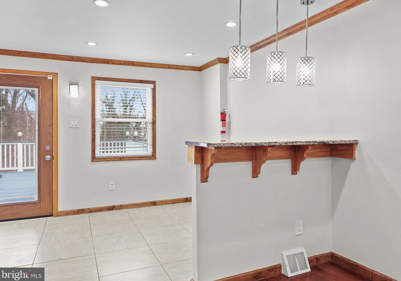 10779 Helmer Dr, Philadelphia PA  19154-4106 exterior