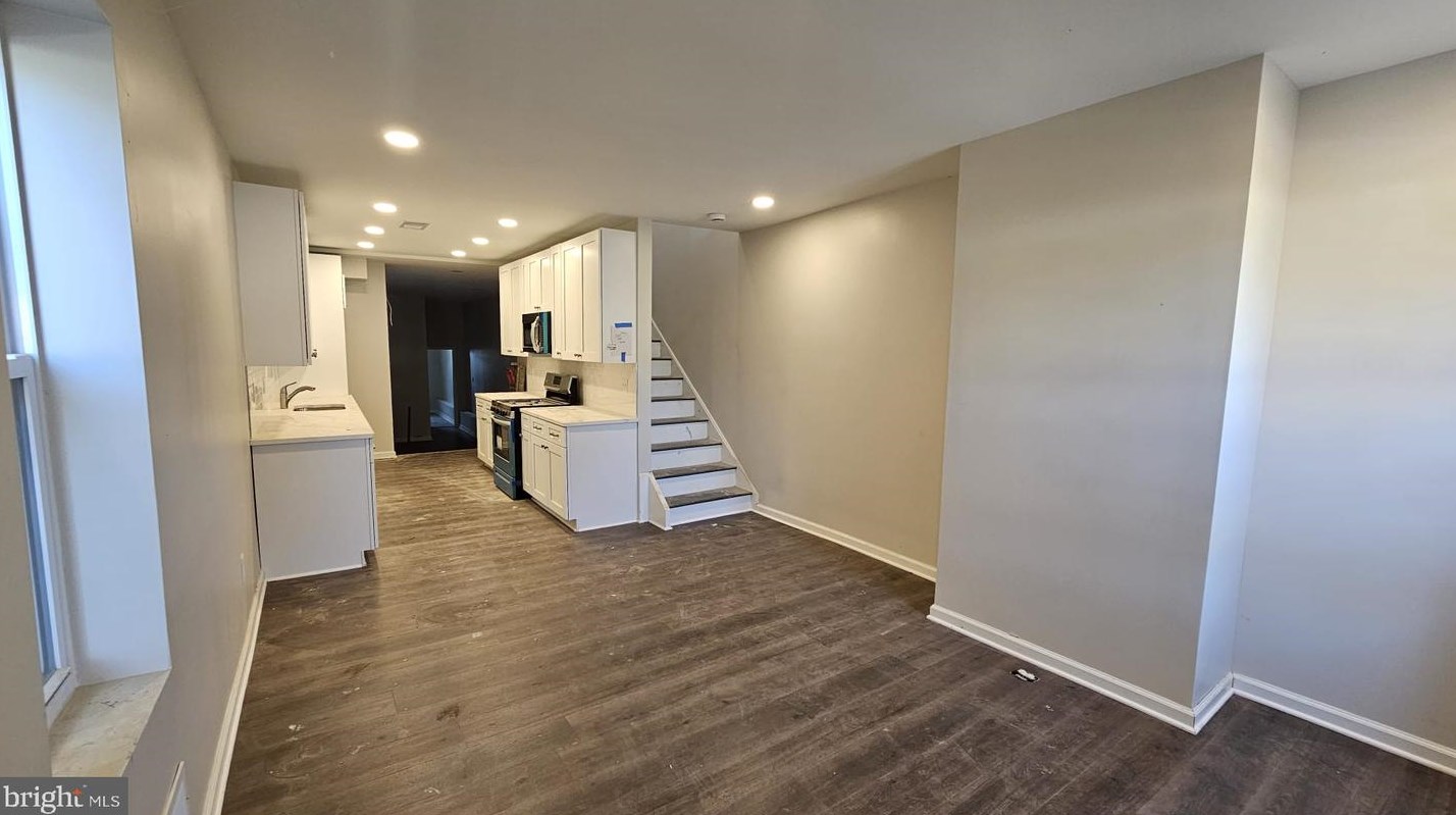 2056 E Haines St, Philadelphia, PA 19138
