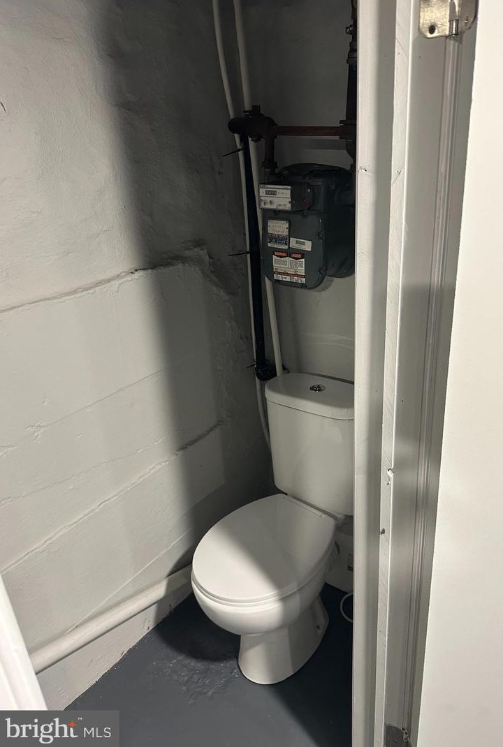 130 Dearborn St, Philadelphia PA  19139-2740 exterior