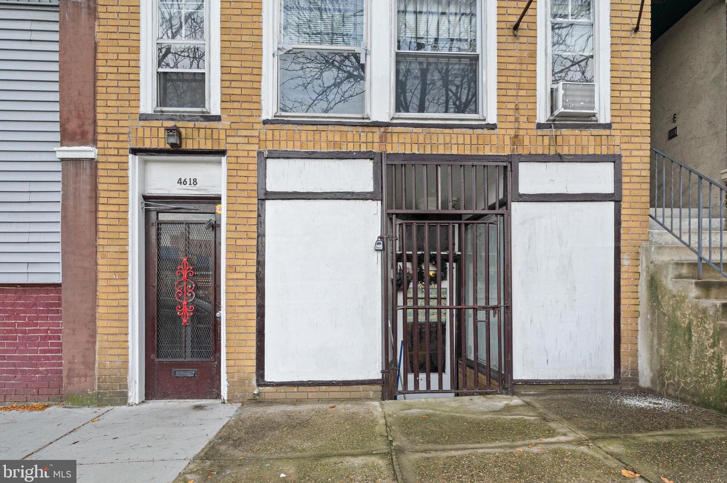 4618 Walnut St, Philadelphia, PA 19139-4506