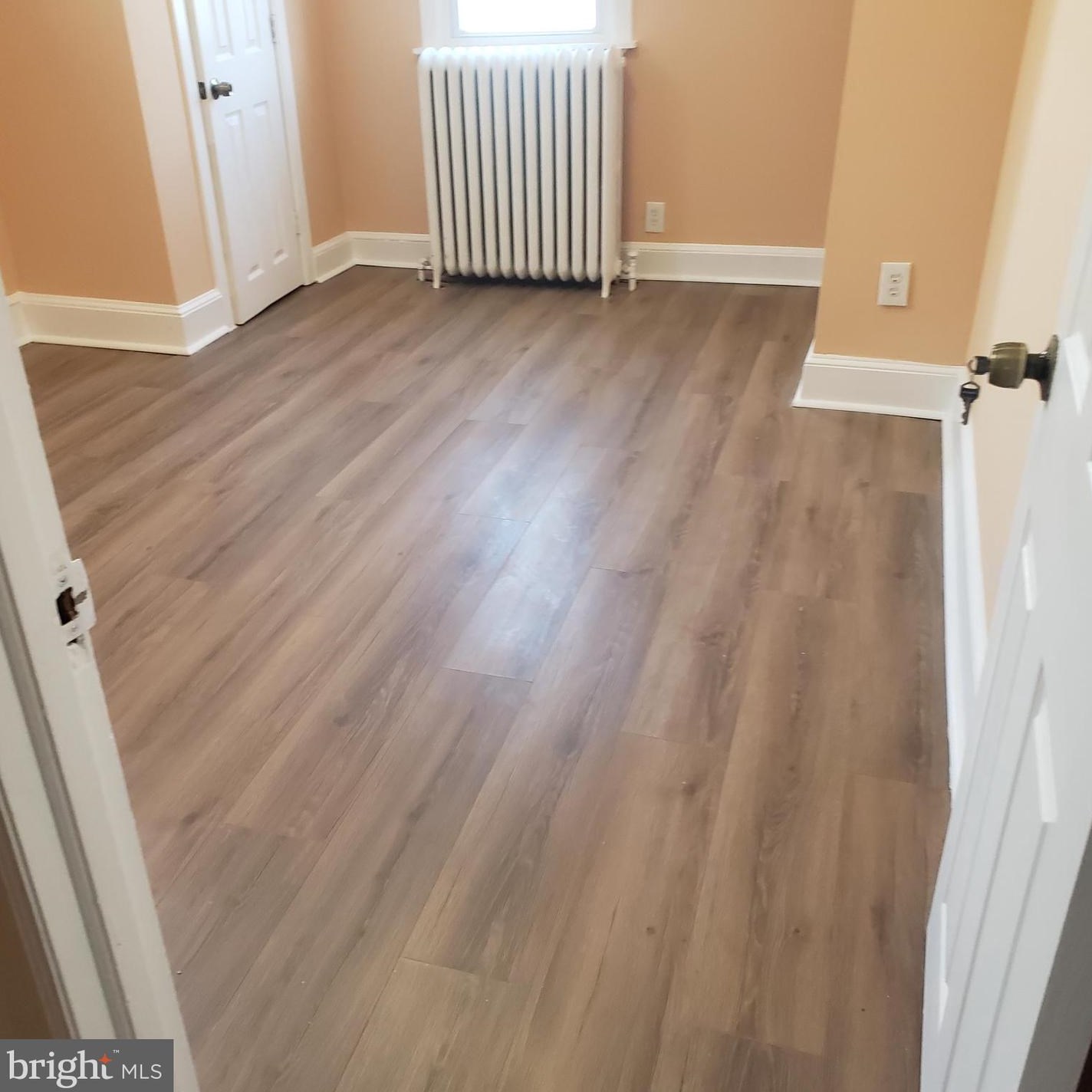 6574 Windsor St, Philadelphia PA  19142-1320 exterior