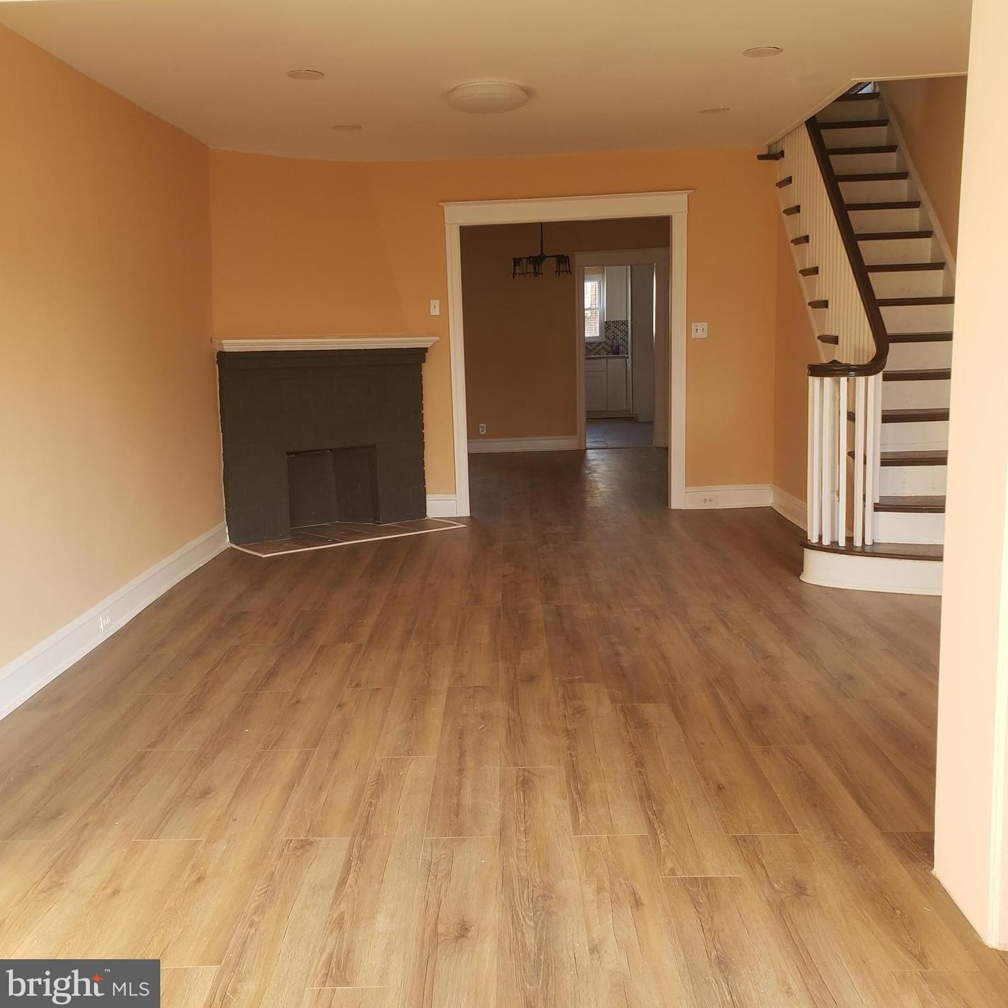 6574 Windsor St, Philadelphia PA  19142-1320 exterior