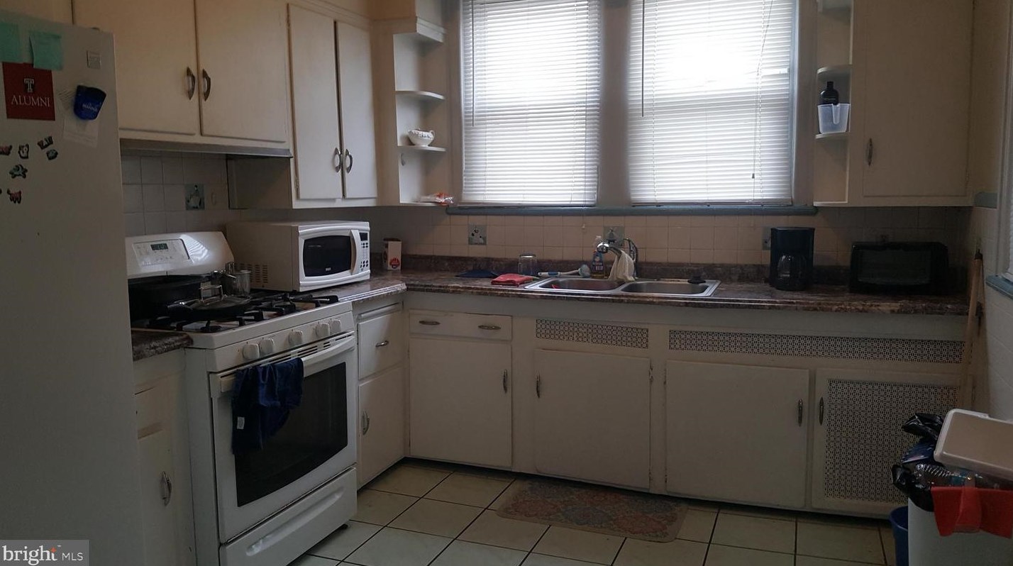 4753 Whitaker Ave, Philadelphia, PA 19120-4625