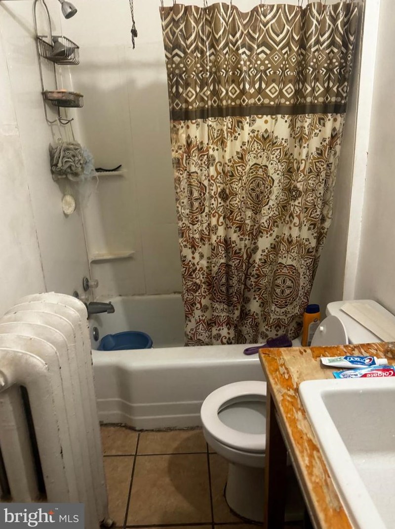 24 Farson St, Philadelphia, PA 19139-2742