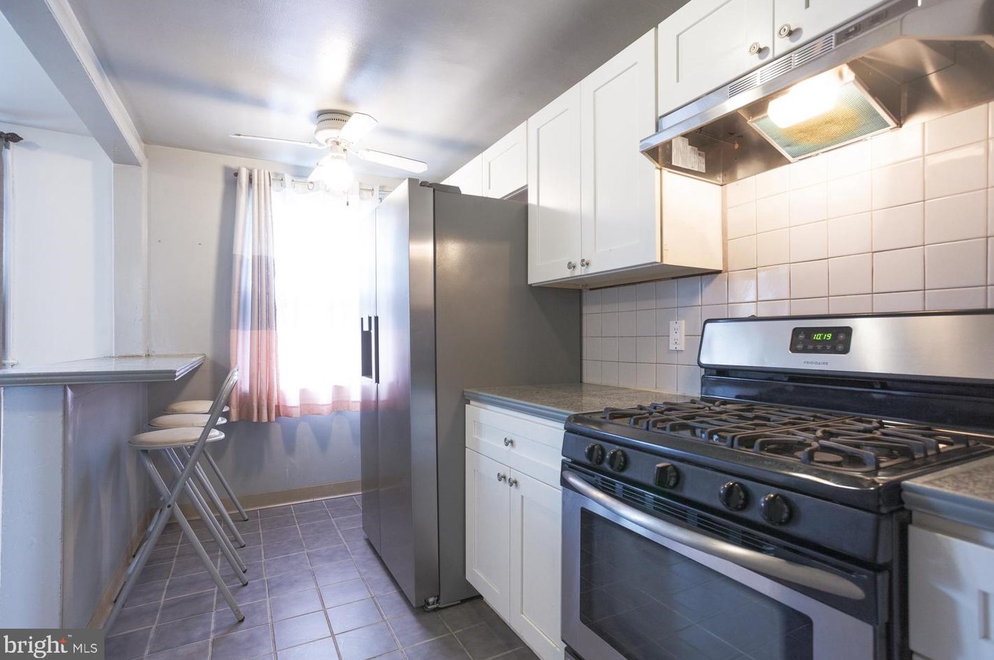 1355 Pennington Rd, Philadelphia PA 19151-2839 exterior