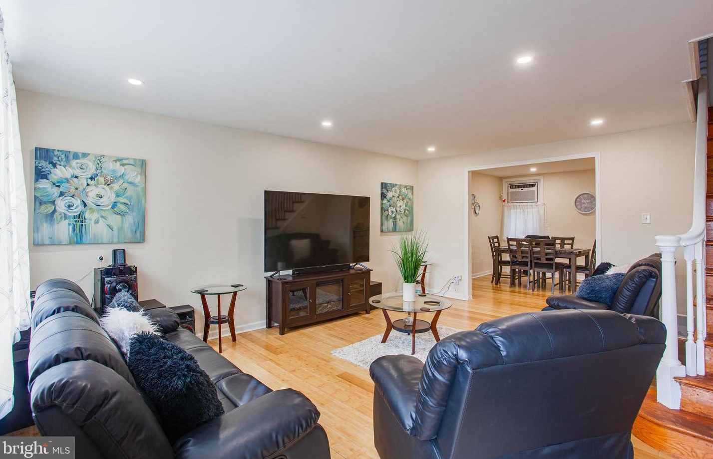 469 Van Kirk St, Philadelphia PA  19120-1120 exterior