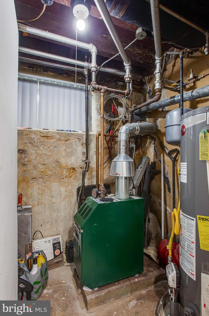 469 Van Kirk St, Philadelphia PA  19120-1120 exterior