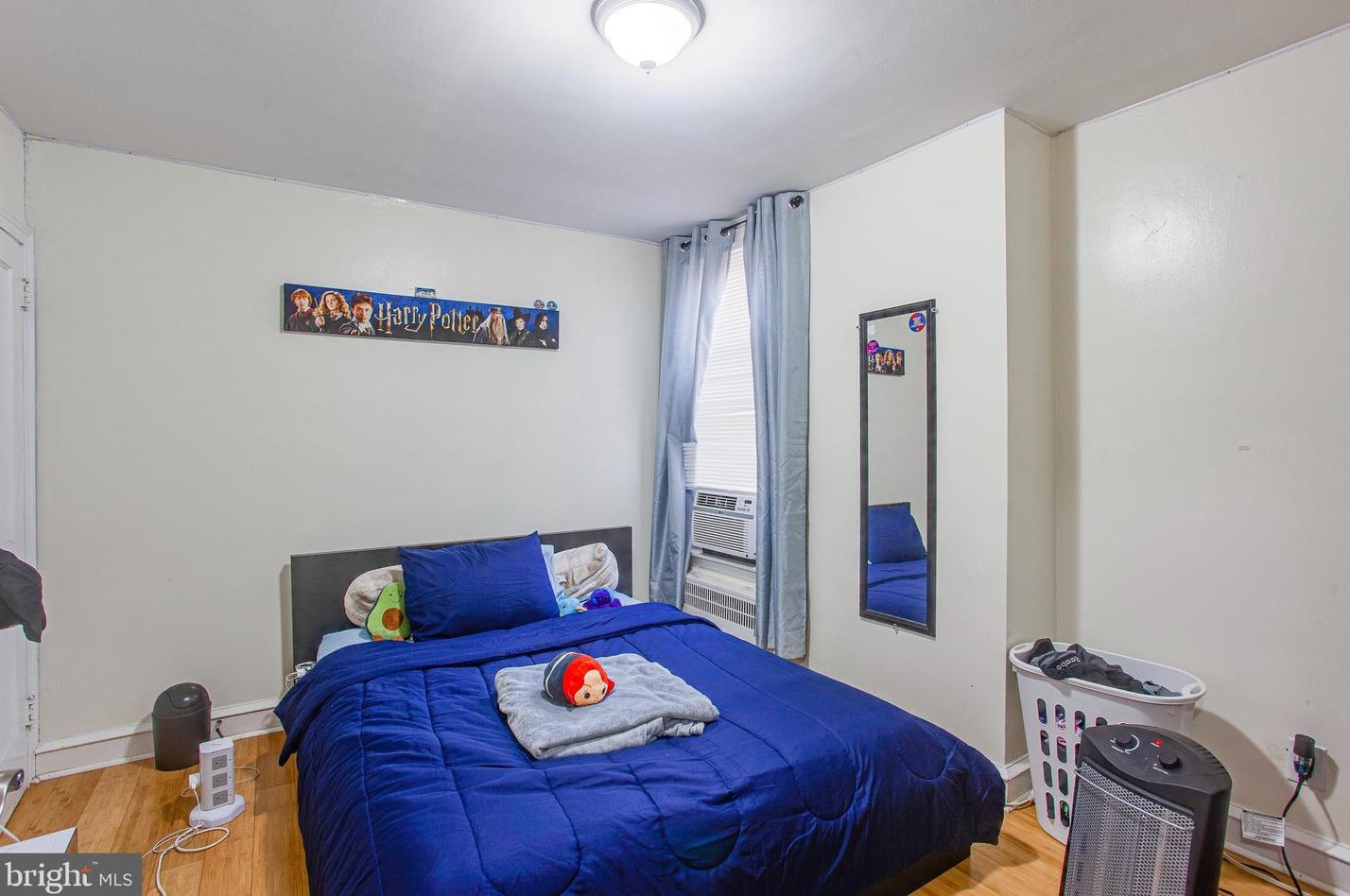 469 Van Kirk St, Philadelphia PA  19120-1120 exterior