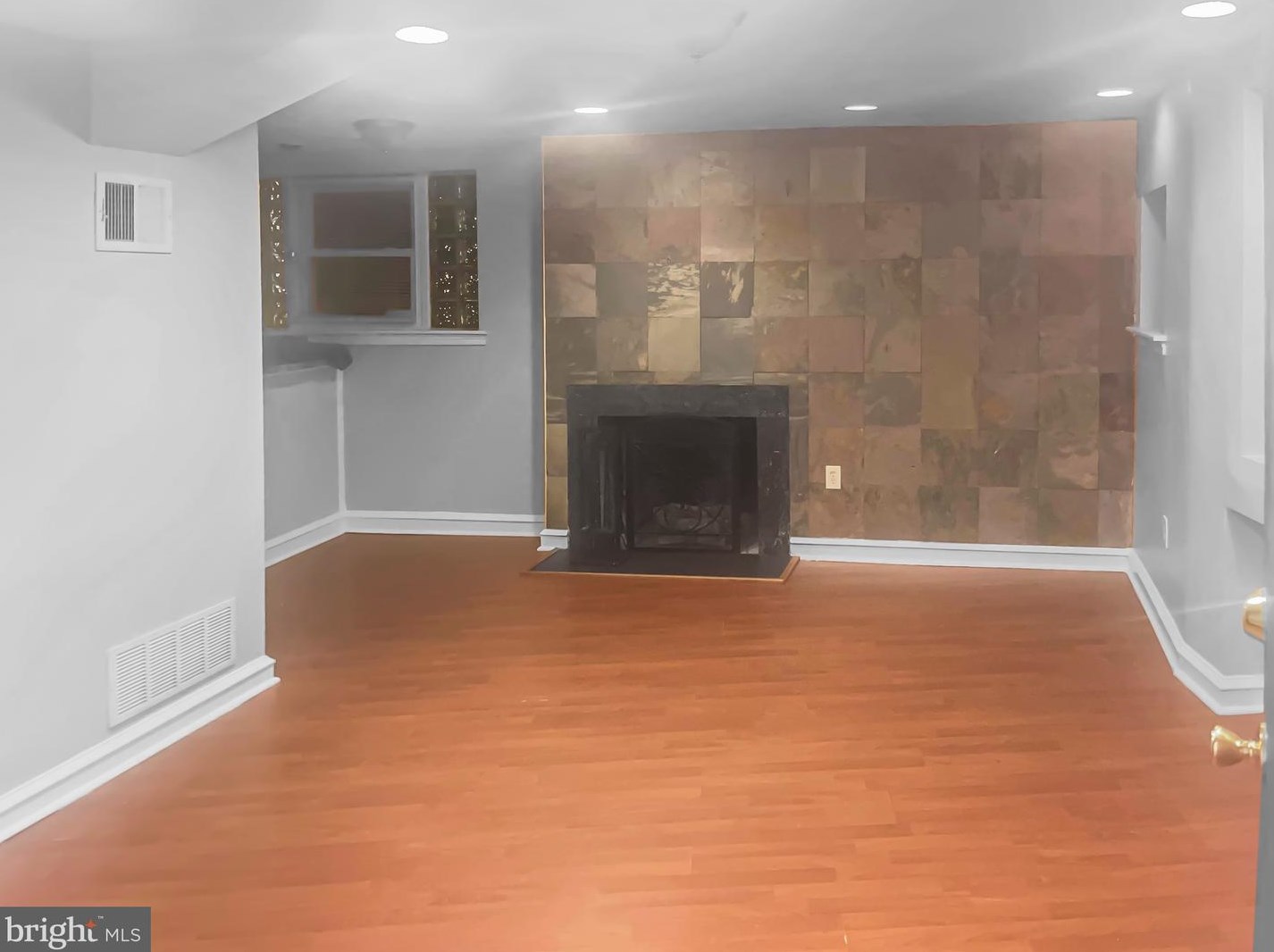 500 S Pleasant Pl #2, Philadelphia, PA 19119