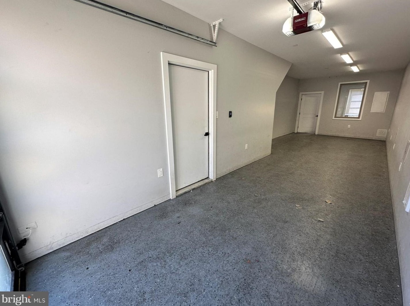2526 Albert St, Philadelphia PA  19125-0038 exterior