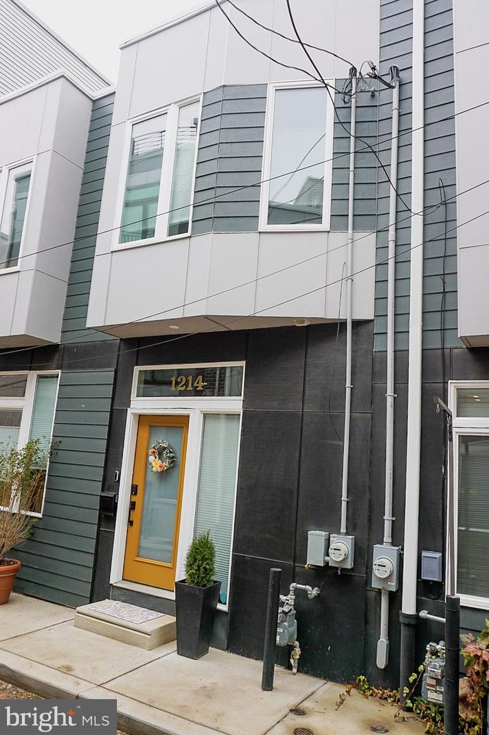 1212 Etting St, Philadelphia PA  19121-4612 exterior