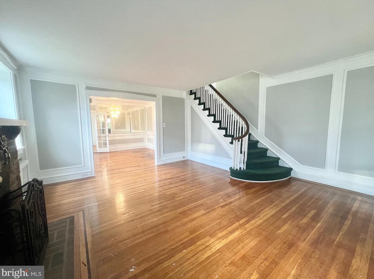 827 E Dorset St, Philadelphia, PA 19119
