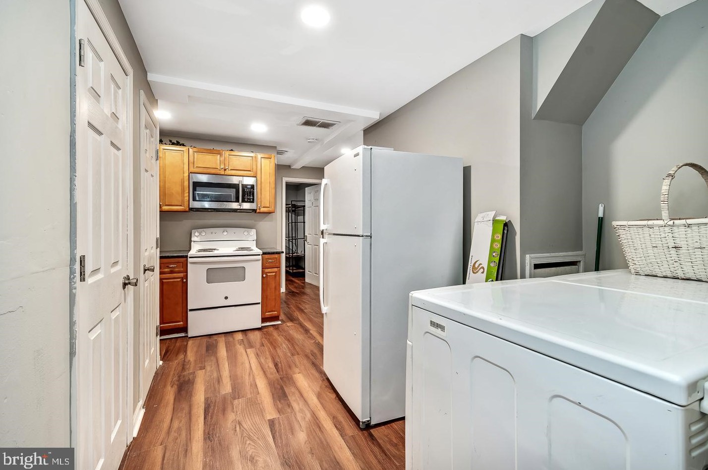 1120 Nevada St, Philadelphia PA  19133-1027 exterior