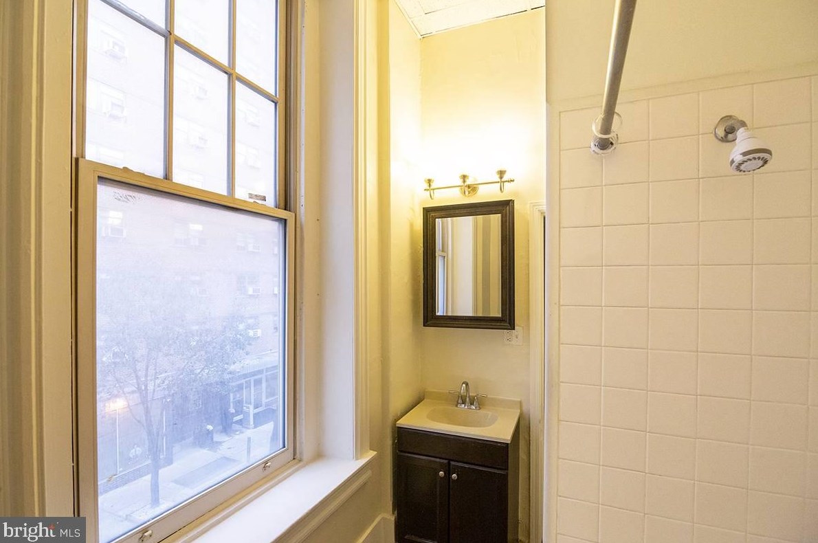 125 S 21st St #4m, Philadelphia, PA 19103
