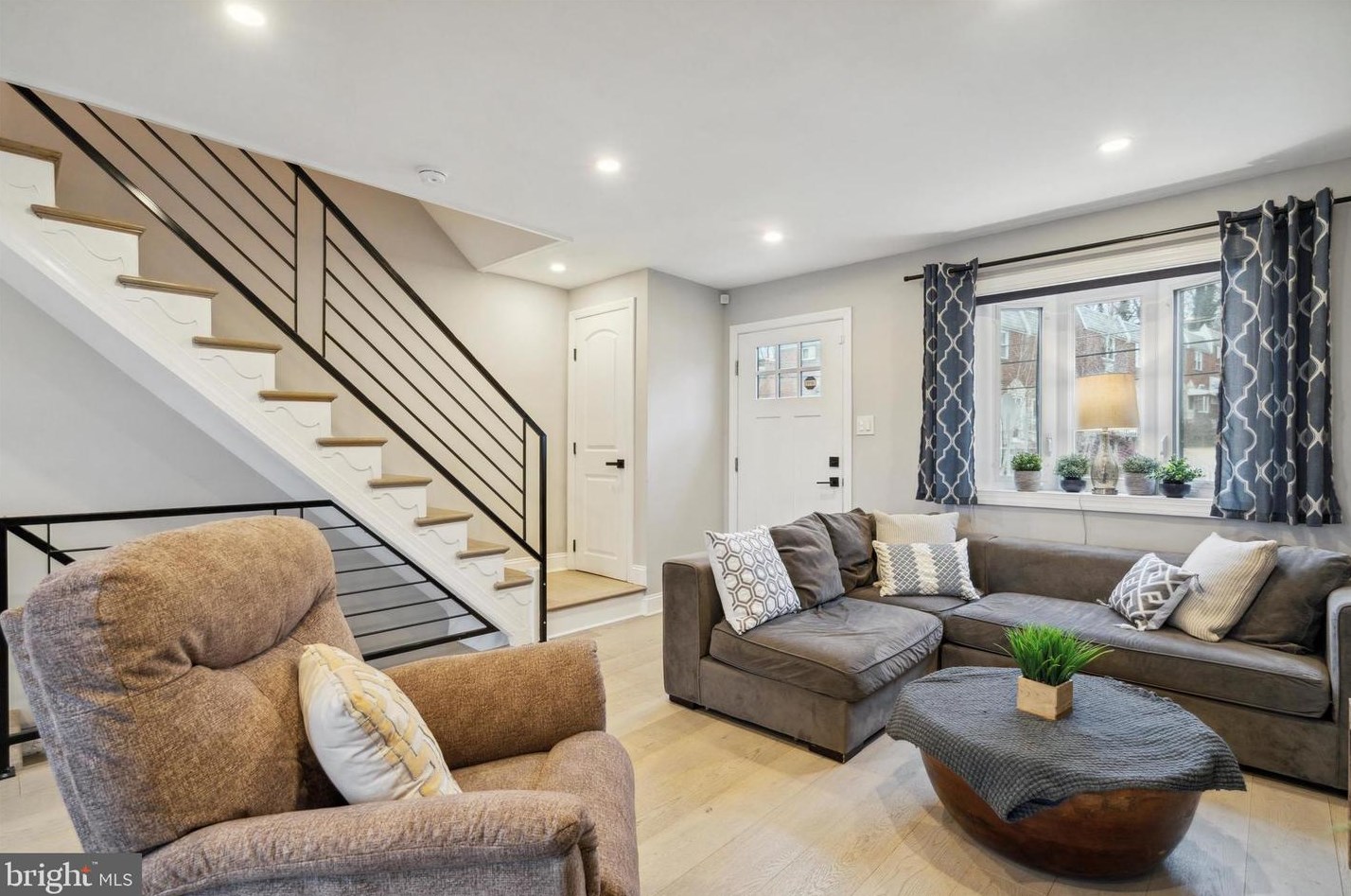 3530 Cresson St, Philadelphia PA  19129-1648 exterior