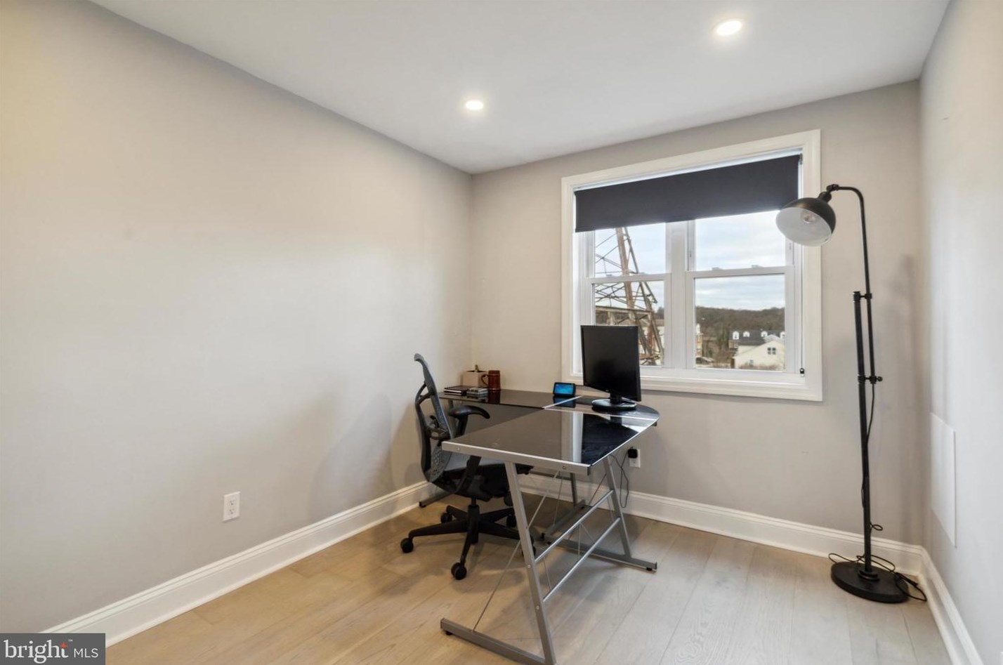 3530 Cresson St, Philadelphia PA  19129-1648 exterior