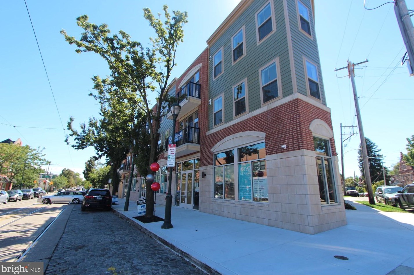 665658 Germantown Ave #404, Philadelphia, PA 19119
