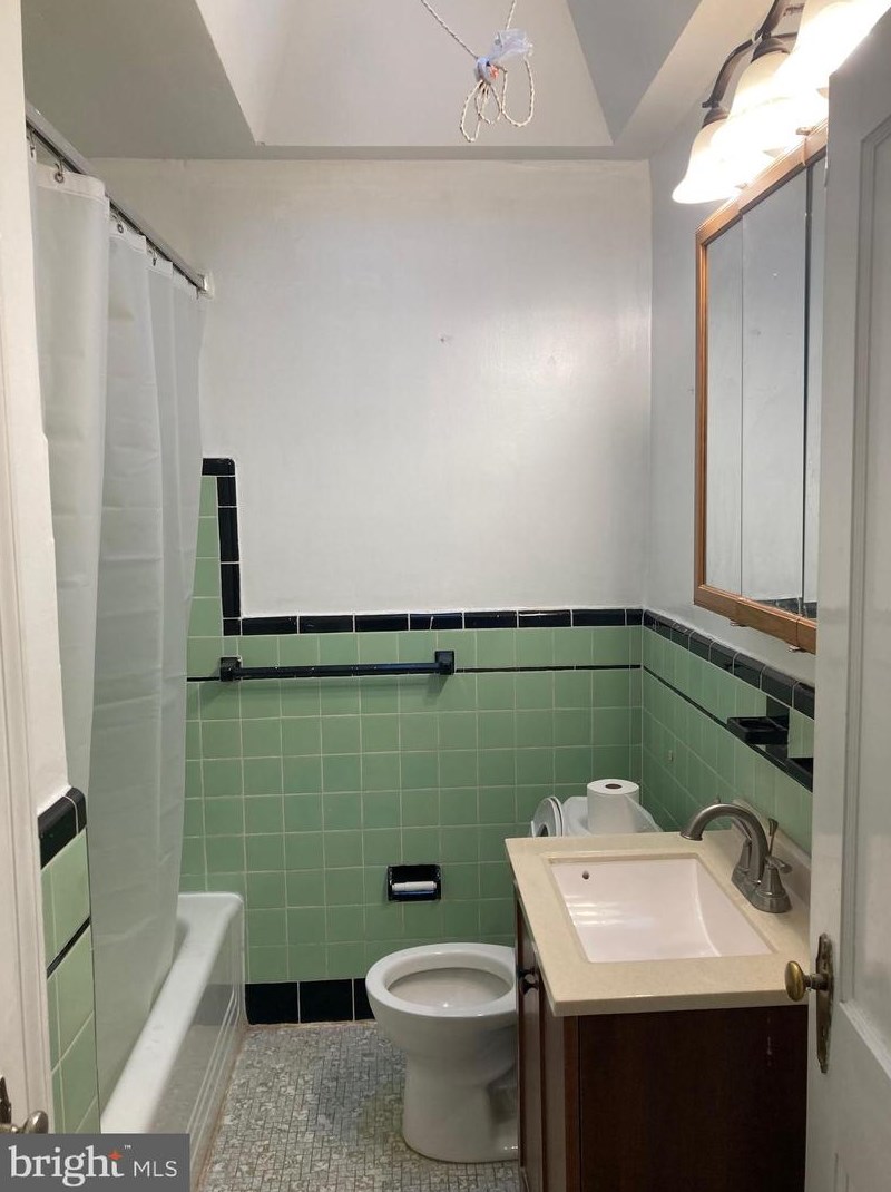 432 Alcott St, Philadelphia PA  19120-1102 exterior