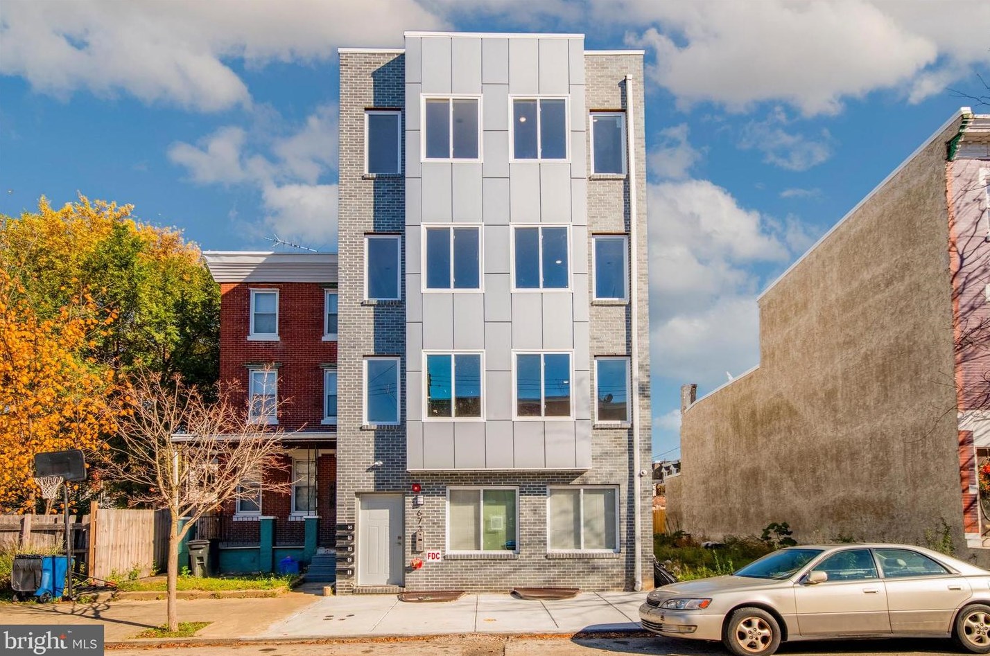 673 N Preston St #1, Philadelphia, PA 19104