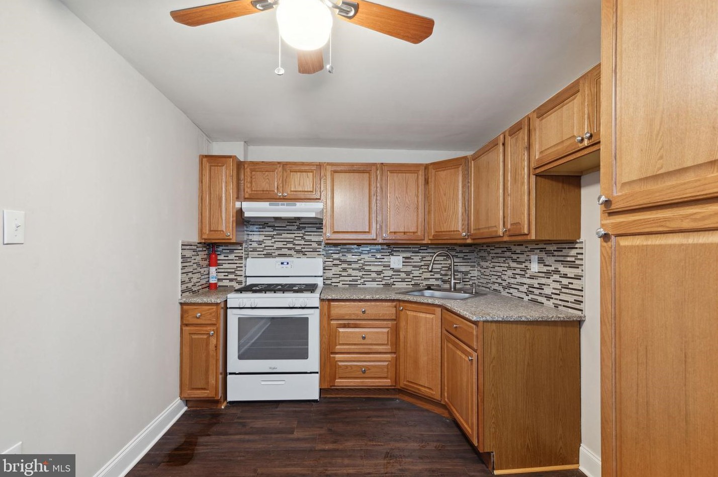 2255 Norwood St, Philadelphia PA  19145-3412 exterior