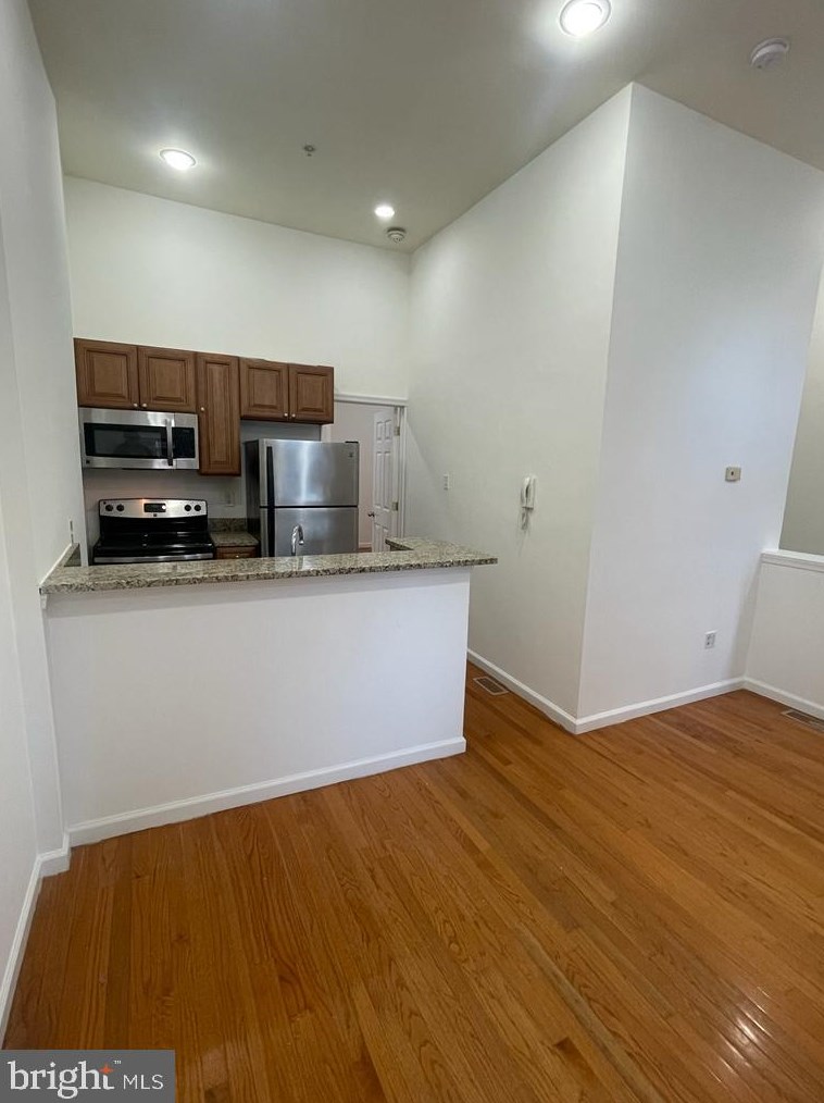 1932 N 7th St #1, Philadelphia, PA 19122